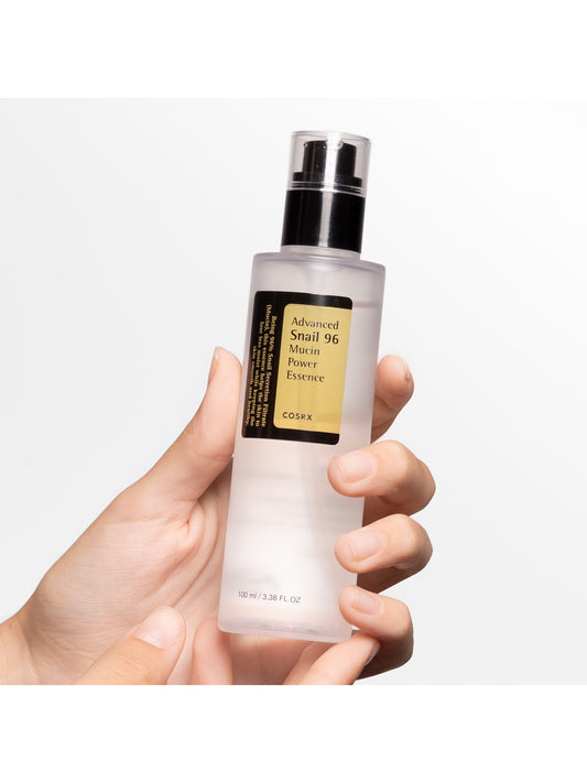 Essence à la bave d’escargot 96 – COSRX